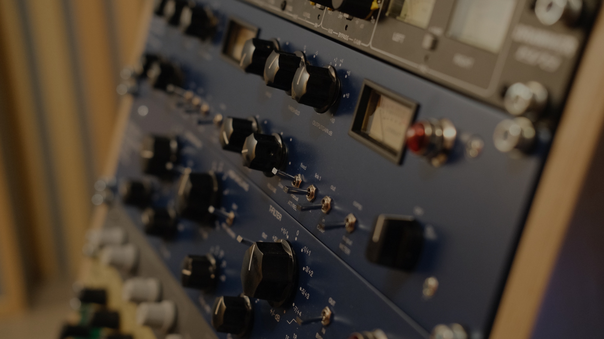Hi-end equipment at Ripple Recording & Mixing Studios